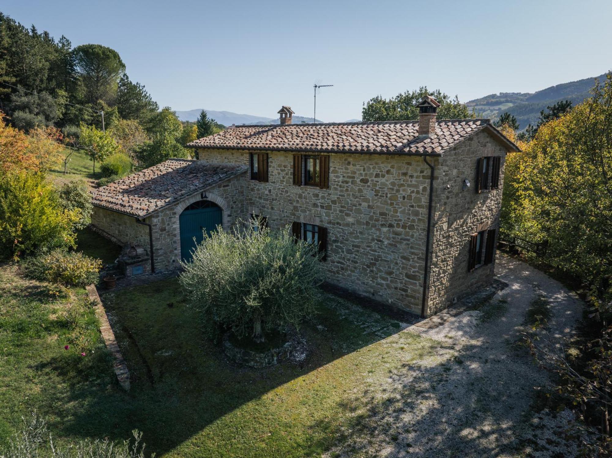 Agriturismo Casa Del Nonno Valfabbrica Exterior photo